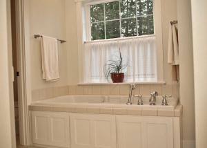 Farmhouse Bath